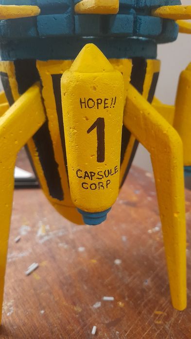 Nave do futuro Dragon ball Z