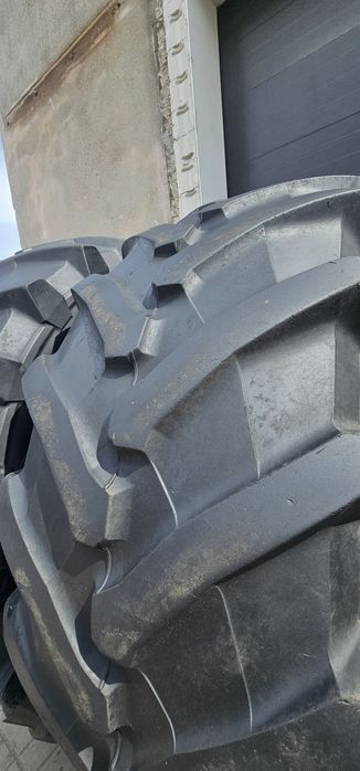 Trelleborg 650/75r38 PARA CAŁE 50% bieżnika