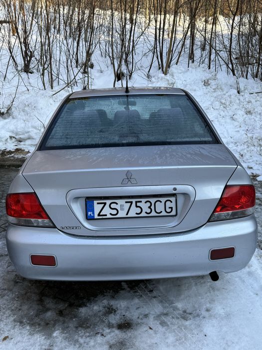 Mitsubishi lancer