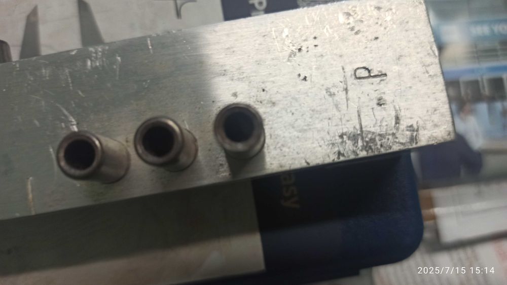 szablon aluminiowy  do wiercenia mebli