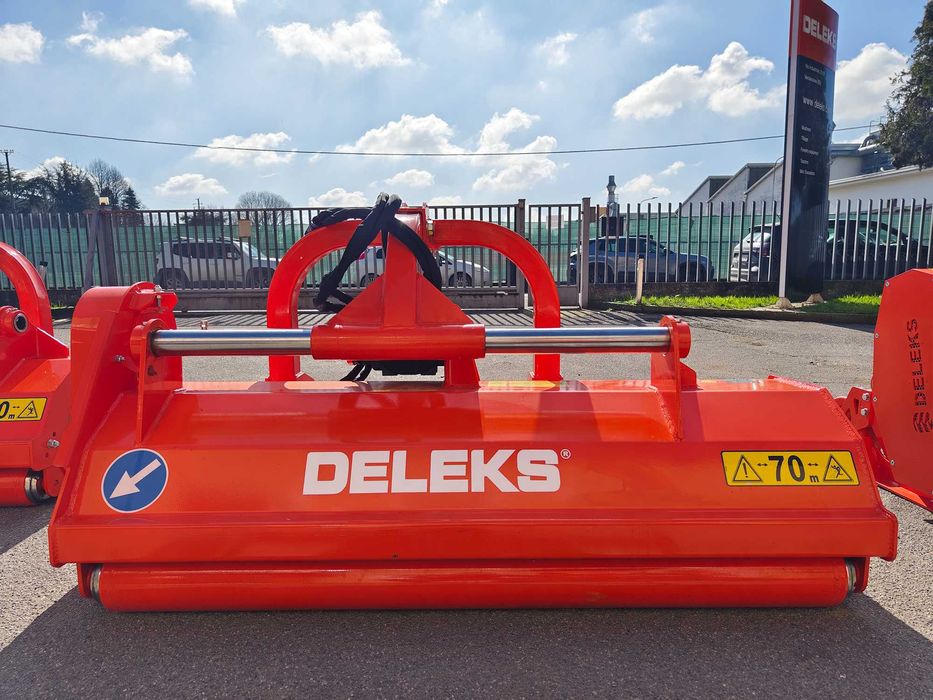 Triturador Pesado Hidr. 2m CERVO-200 - p/trator 60-100cv NOVO c/CARDÃ