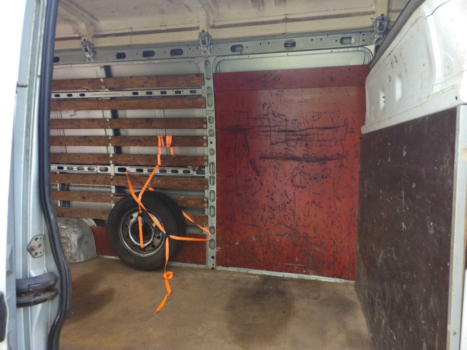 Renault Master 2.5 dCi 150 – (Longa e Alta)