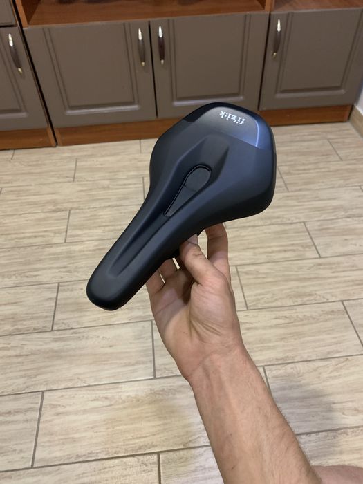 Сідло для велосипеда Fizik terra aidon 145mm