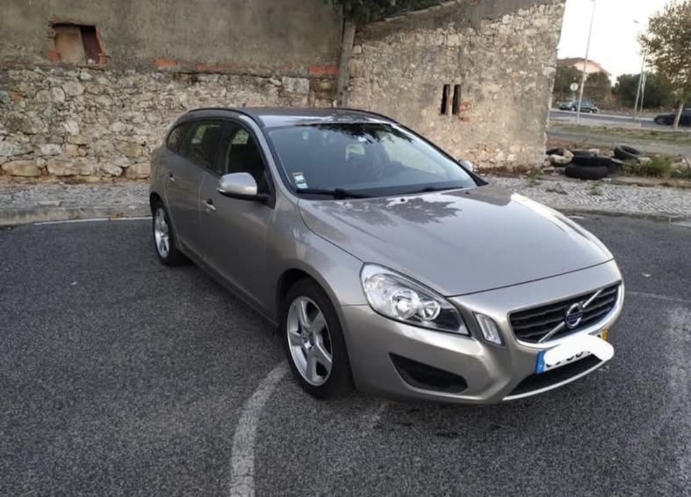 Volvo v60 d2 1.6 foto 3
