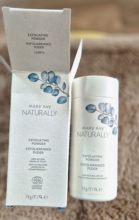 Puder peelingujący Naturally Mary Kay