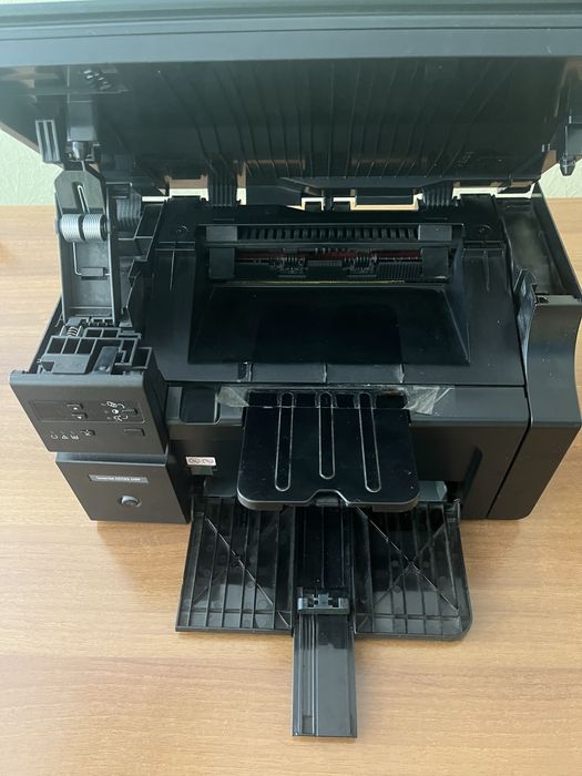 Недорого лазерний БФП НР LaserJet M1132 MFP