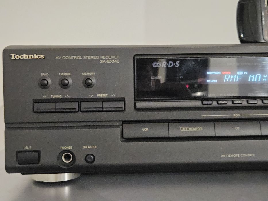 Amplituner Technics SA EX140 + pilot, super stan