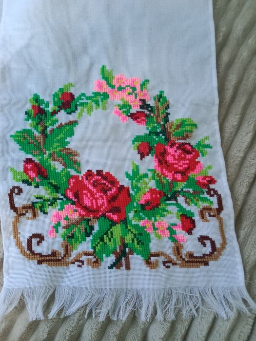 Вишитий рушник, ручна робота