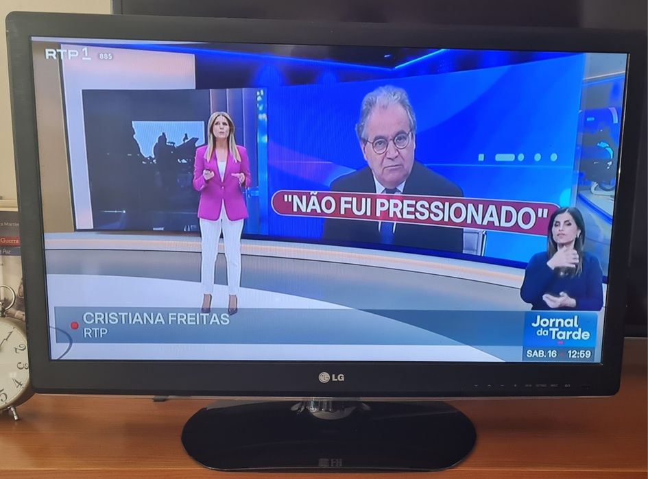 TV LG de 32 polegadas487530353488701440