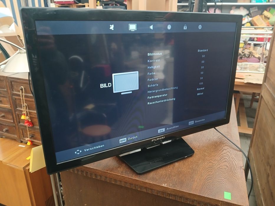 Telewizor Funai led lcd
Wys45,5cm 68,5cm