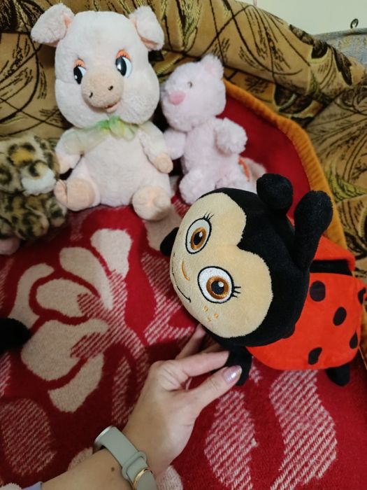 Продам  мягкие игрушки