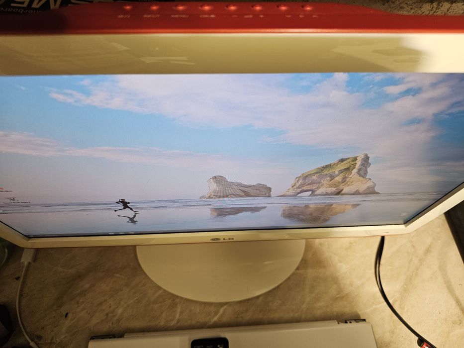 TV LG 22" + pilot