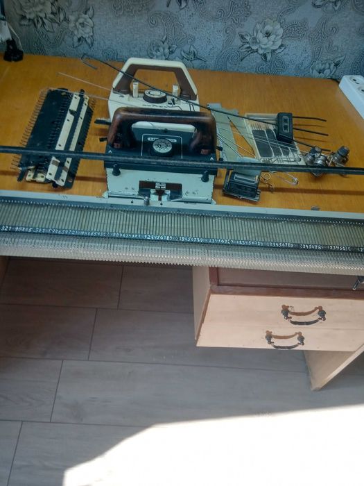 вязальная машина нева-5