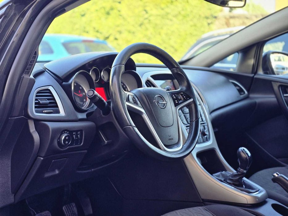 OPEL ASTRA J GTC 1.7 CDTI 110CV