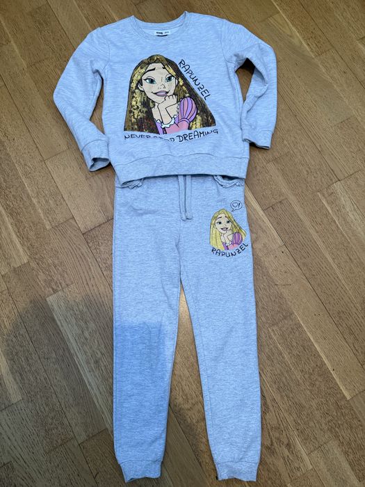 Костюм 122-128 разм