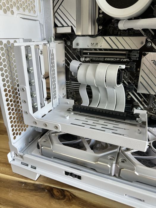 Lian Li Vertical GPU Kit White Uchwyt Pionowy Do Karty Graficznej