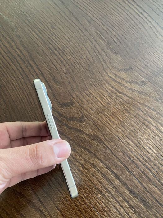 Продам свій Iphone 15 pro 128gb