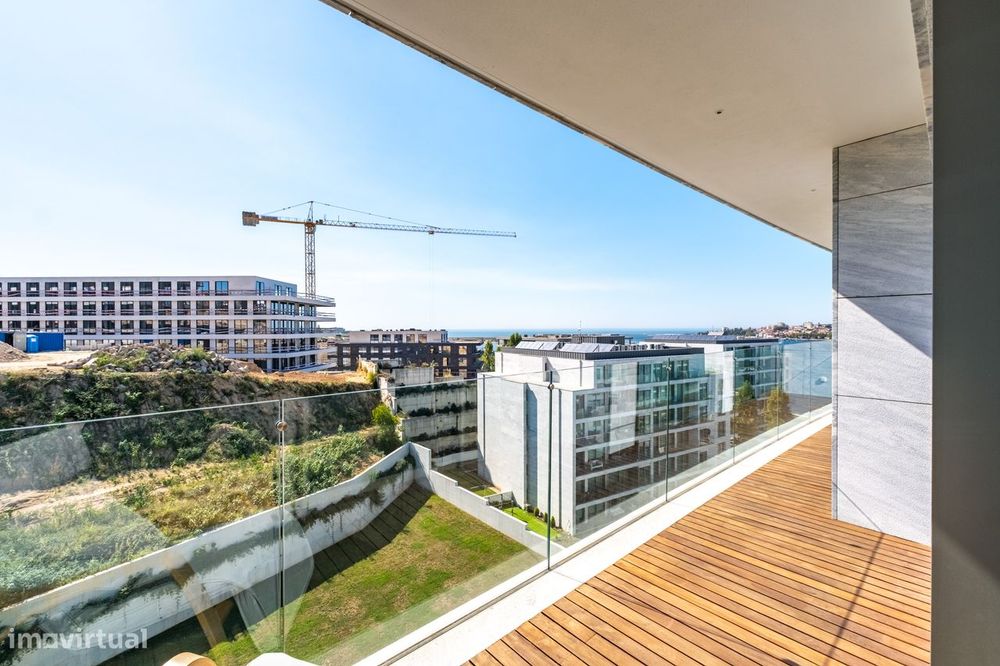 T2 com Vista Mar e Rio na Afurada – Para Arrendamento