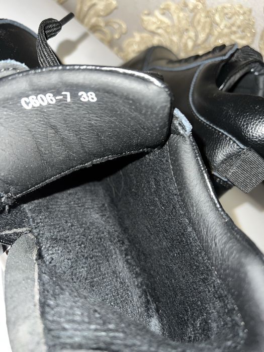 Ботинки жіночі шкіряні демисезонні