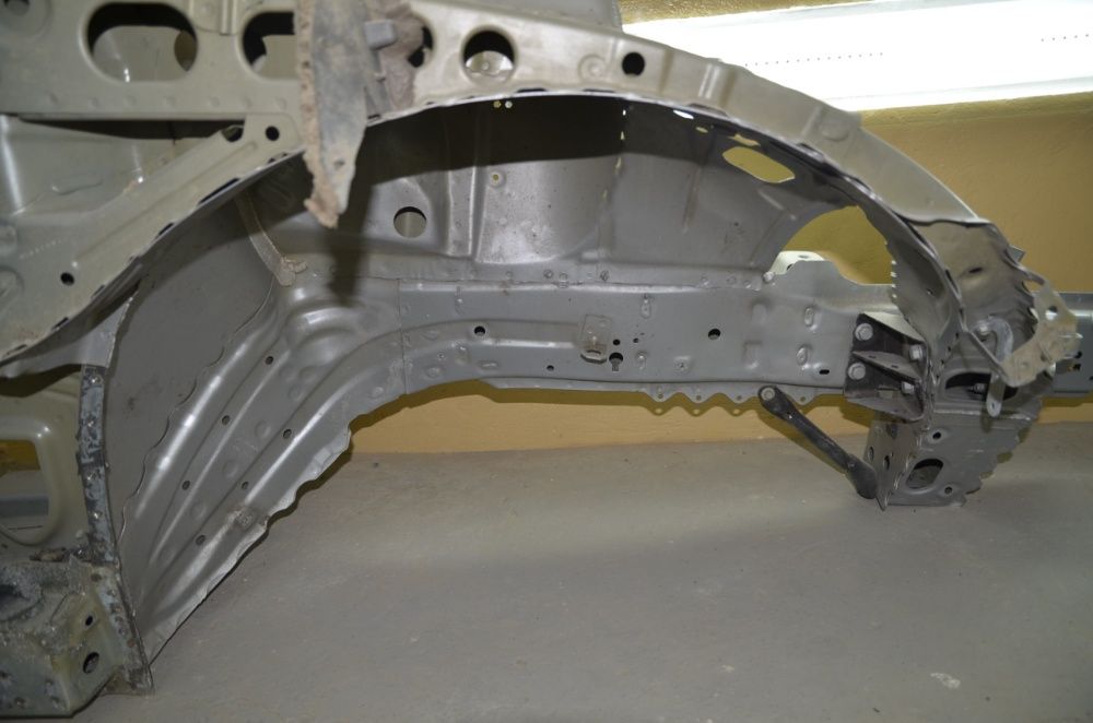 Шевроле Malibu 2017 запчасти четверть, боковина