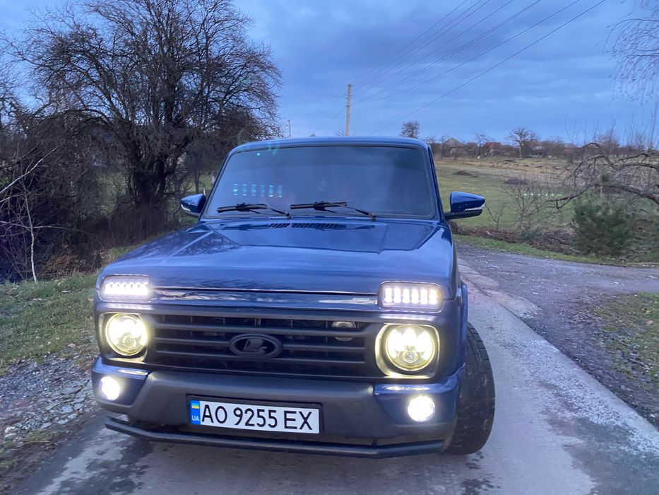 Ваз 21214 нива .
