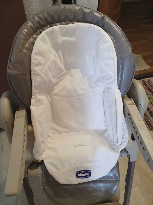 Стільчик (крісло) для годування Chicco