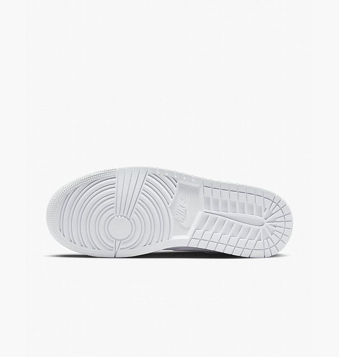 Жіночі кросівки Nike Jordan 1 Low