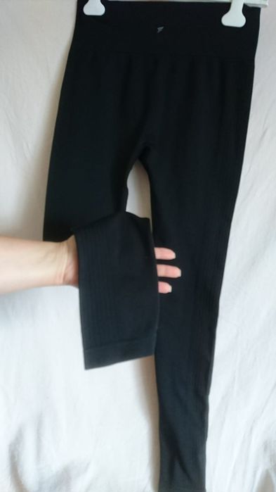 Legginsy damskie sportowe NOWE r M - 38 Workout
