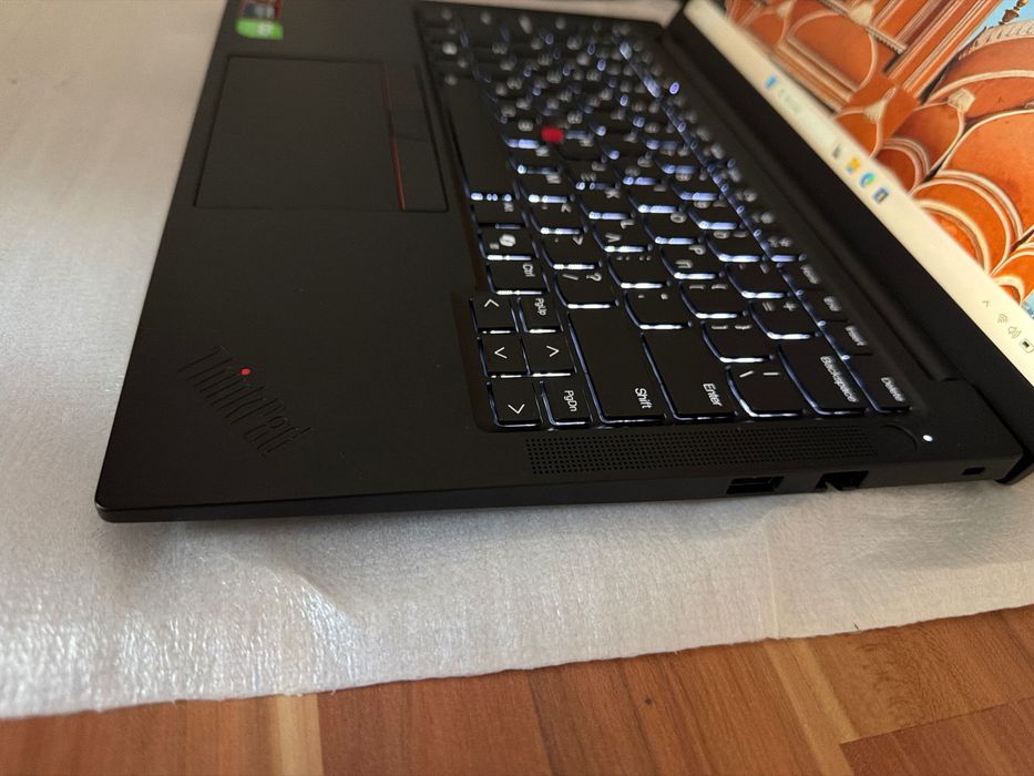 Nowy Laptop Lenovo ThinkPad E14 G7 14 " AMD Ryzen 3 AI 210 8/256 GB DDR5