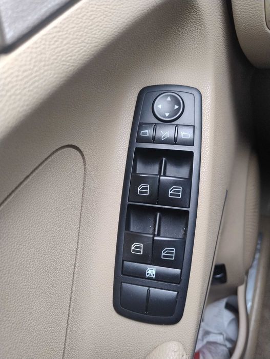 Мерседес ML35 AMG. Газ- бензин