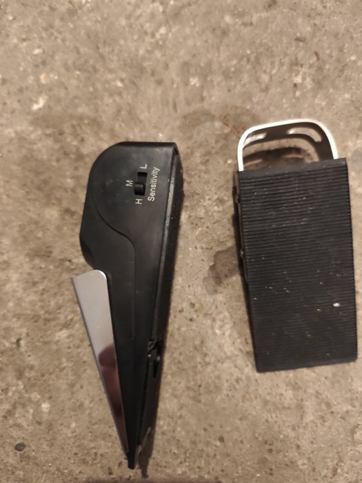 Przenośny alarm klinowy do drzwi | Blokada Doorstop Alarm 120dB