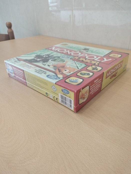 Jogo de tabuleiro Monopoly Junior