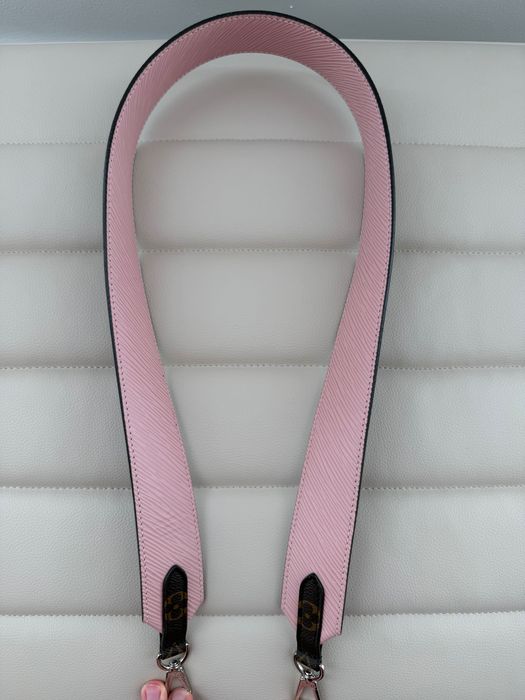 Alça Louis Vuitton Bandoulière Monogram (Ref: J02441 D.Code:BC0159) - Original & Nova