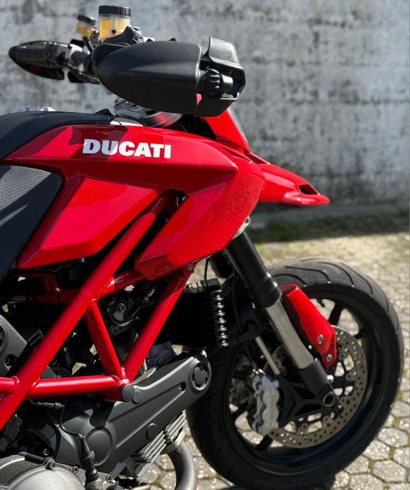 Ducati Hypermotard 1100 EVO – 2011 | 19.500 km | Nacional