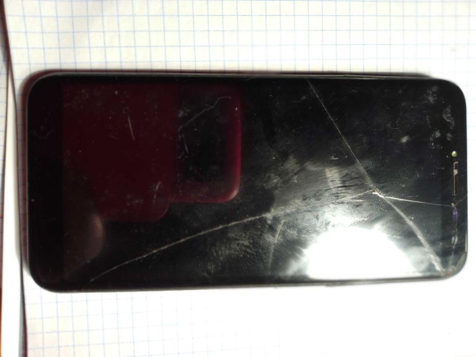 Продаю мобільний телефон Outkitel C8