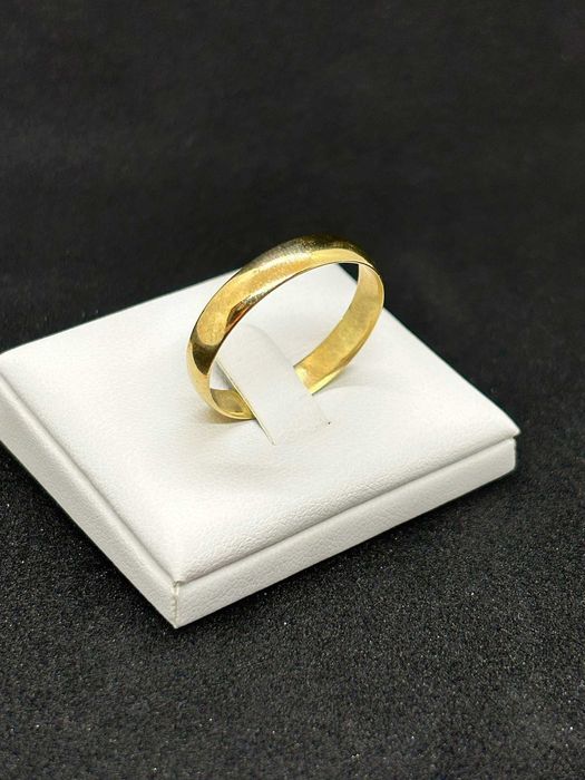 Złota Obrączka pr 333 3,10g (Rozmiar 30)