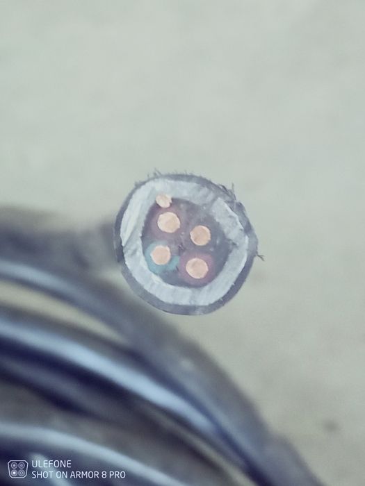 Kabel- 32 m - 4x2,5 mm2 + 1x1,0 mm2 w powłoce ołowianej