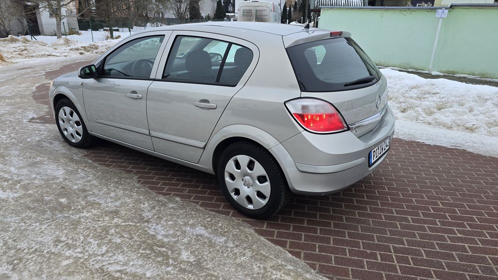 Opel Astra H 1.6 benzyna z Niemiec