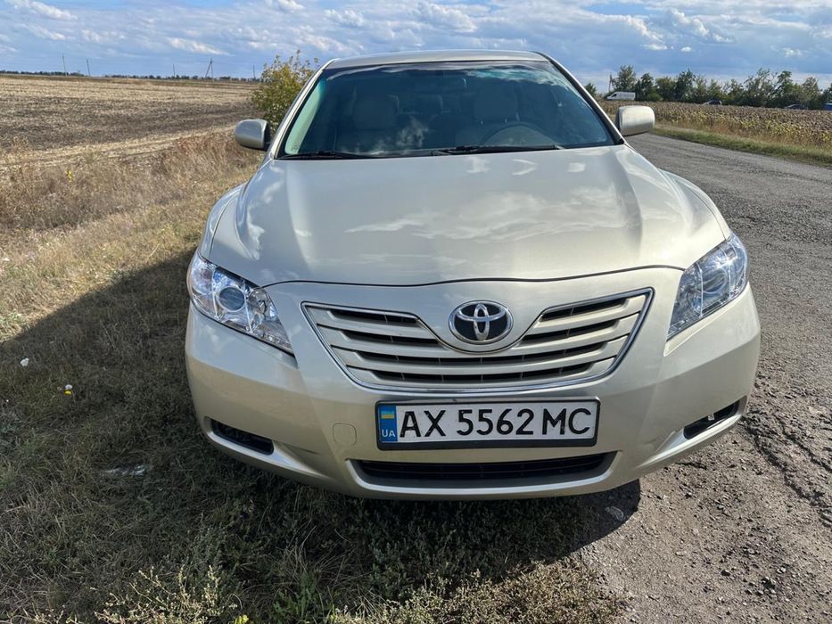 Продам авто toyota camry 40