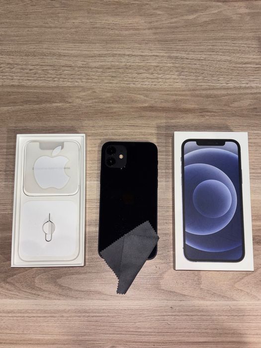 iPhone 12 bardzo dobry