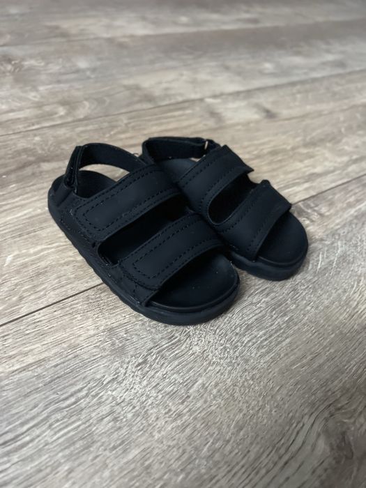 Босоніжки zara.