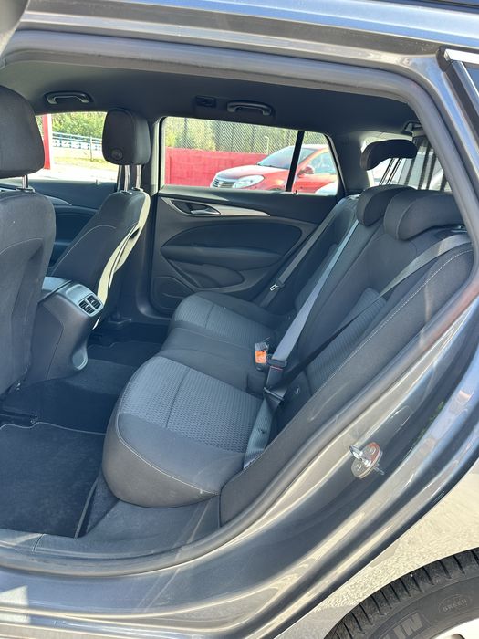 Opel insignia sport tourer