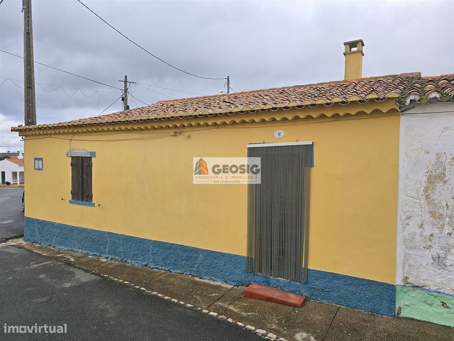 Moradia Geminada T1+2 Venda em Castro Verde e Casével,Castro Verde — Castro Verde E Casével, Beja