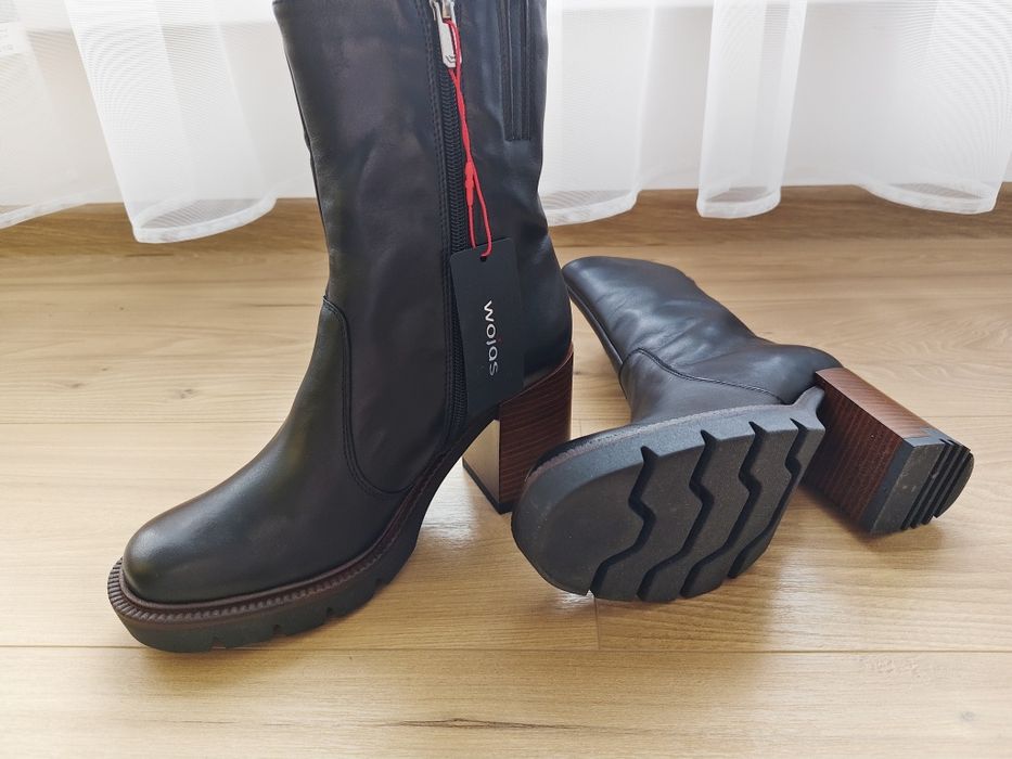NOWE Czarne botki na brązowym obcasie WOJAS