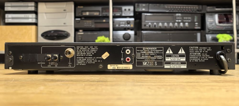 Тюнери Pioneer F-717