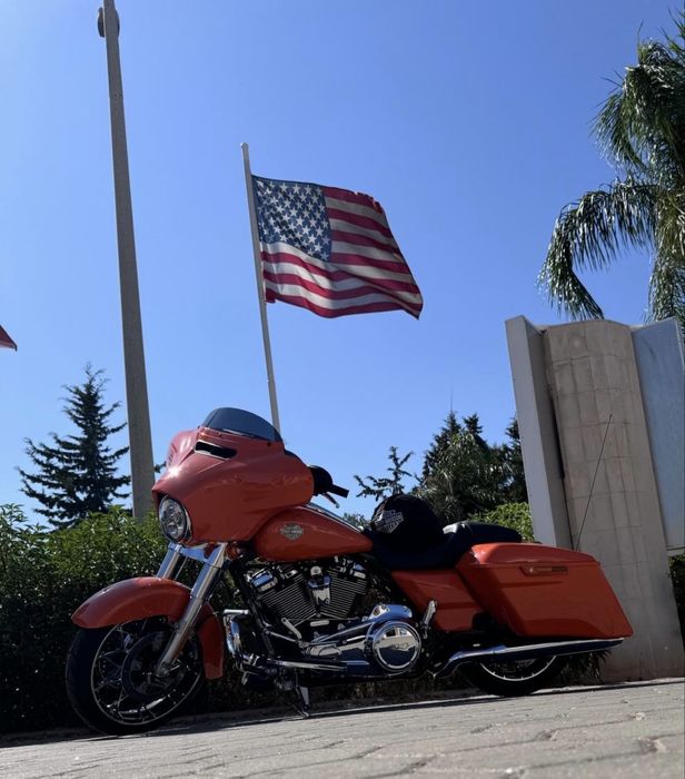 Harley Davidson street glide 114 ORANGE