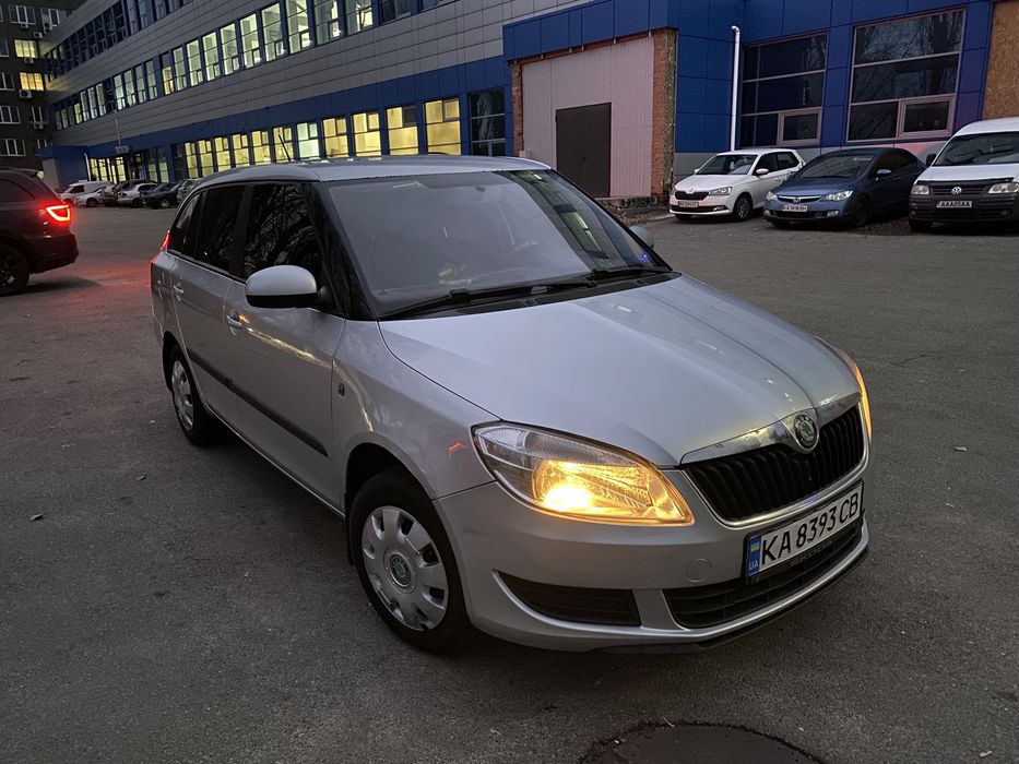 Авто в оренду шкода фабія універсал 1.4 газ/бензин 3200 грн/тиждень
