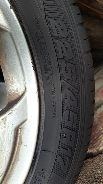 4 opony letnie 225/45 17"