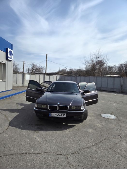 BMW 730 M60b30 ГАЗ/БЕНЗИН