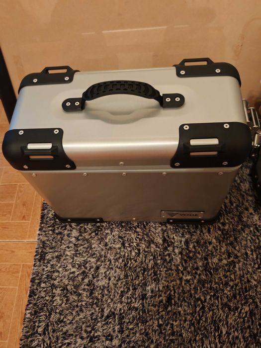 Malas laterais e top case alumínio voge 900 dsx by loboo originais